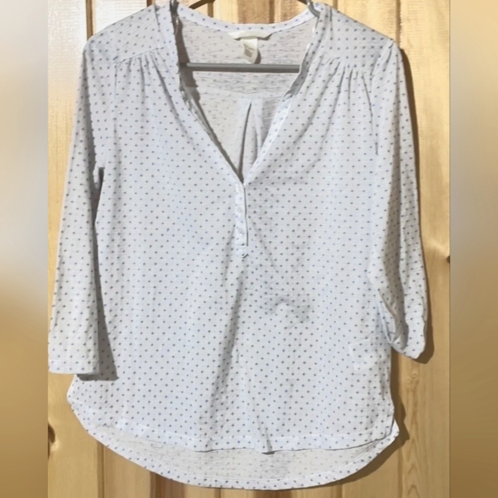 H&M button blouse white with blue mod printed stars size small pre-owned
